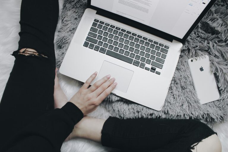 5 Ways I’ve Used ChatGPT to Start My Mobile Bookstore